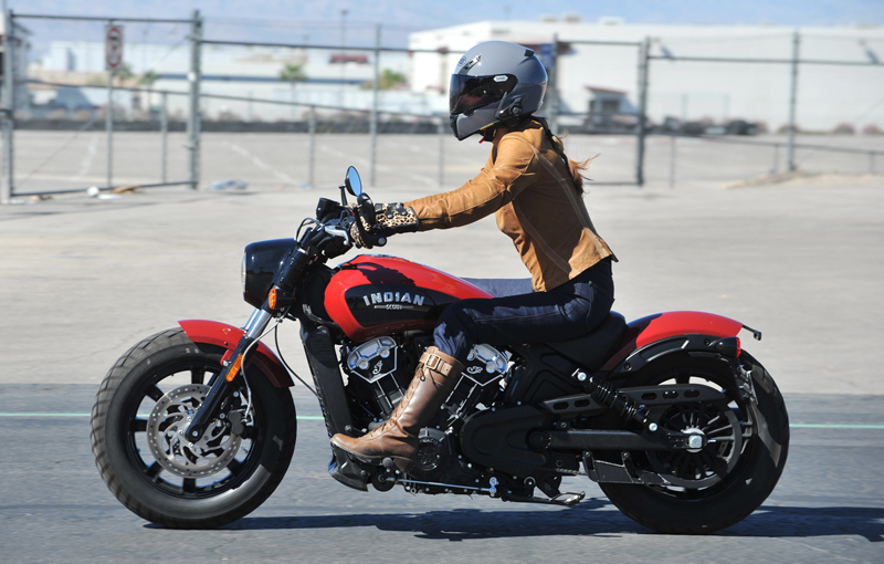 review 2018 indian scout bobber riding left