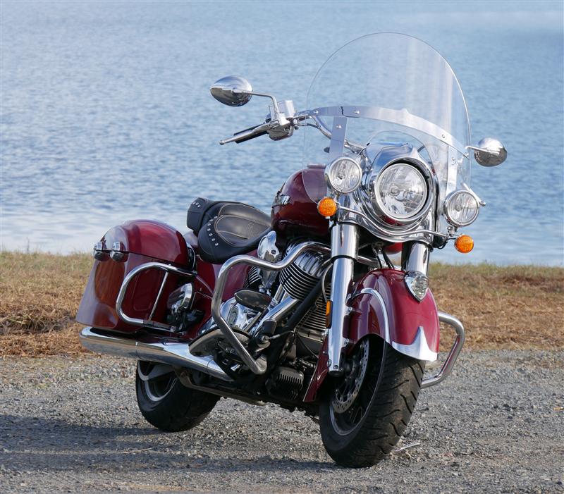 review 2016 2017 indian motorcycle springfield chrome