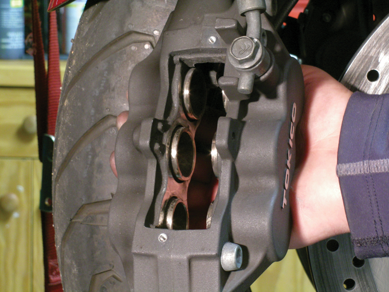 Do_It_Yourself_How_To_Check_Replace_Motorcycle_Brake_Pads_Inside_Caliper