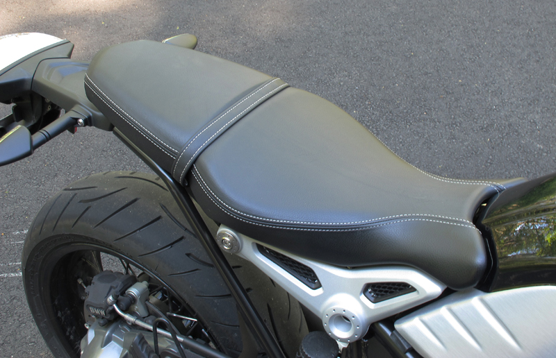 review 2016 bmw r ninet stock seat
