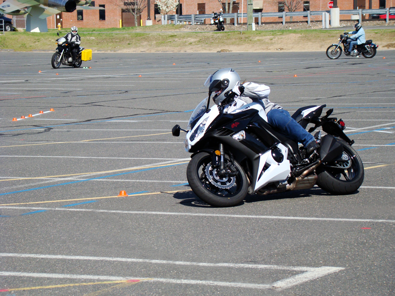 one day class for experienced riders msf advanced ridercourse corner swerve