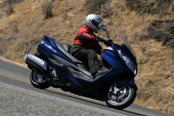 SUZUKI BURGMAN STREET Test Ride Review [Webike Motoreport