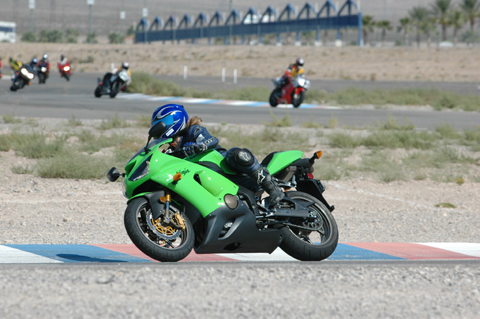 record attendance femmoto 2005 kawasaki rider