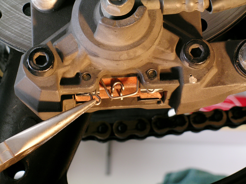 Do_It_Yourself_How_To_Check_Replace_Motorcycle_Brake_Pads_Rear_Clips