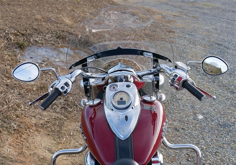 review 2016 2017 indian motorcycle springfield handlebar