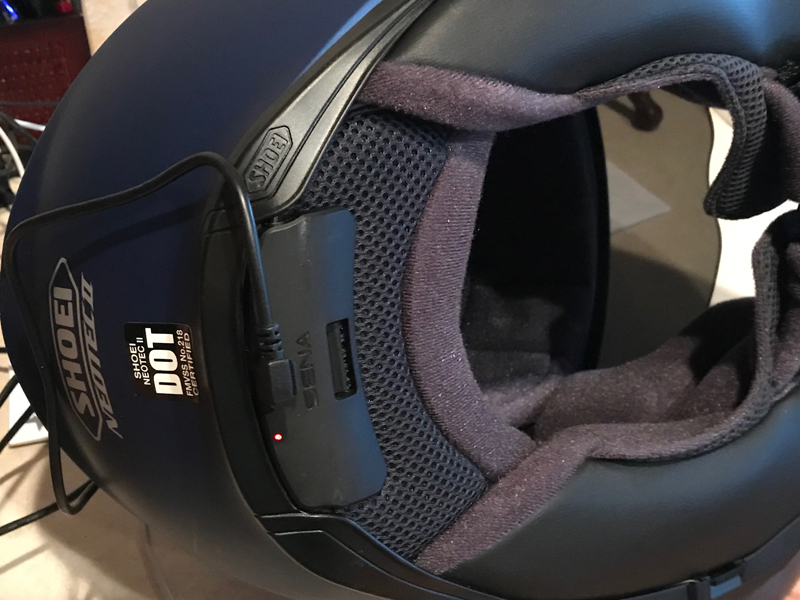 Review: Shoei Neotec II with Sena SRL Communication System - Women