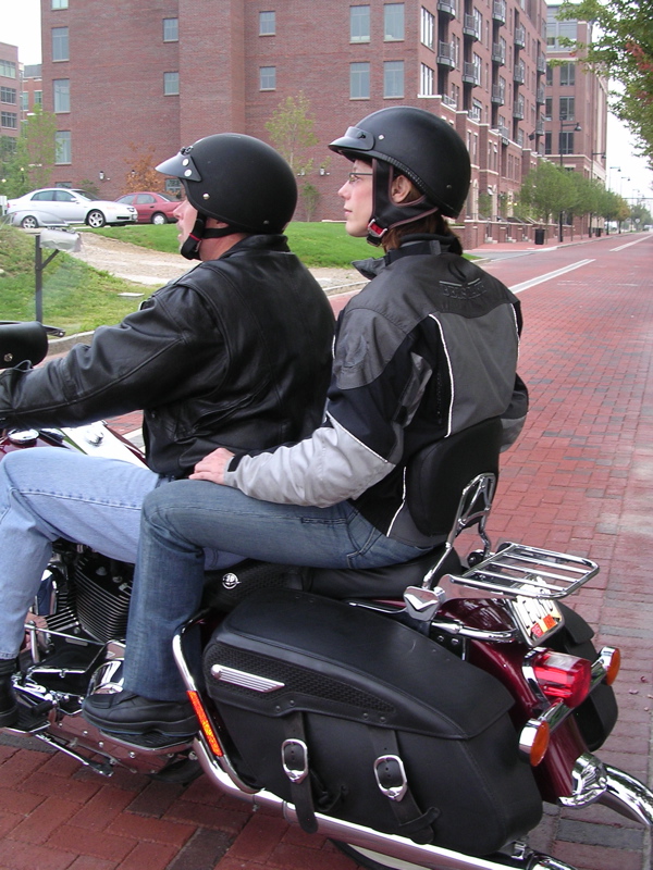 Road King Backrest Essentials: Upgrade Your Ride Comfort