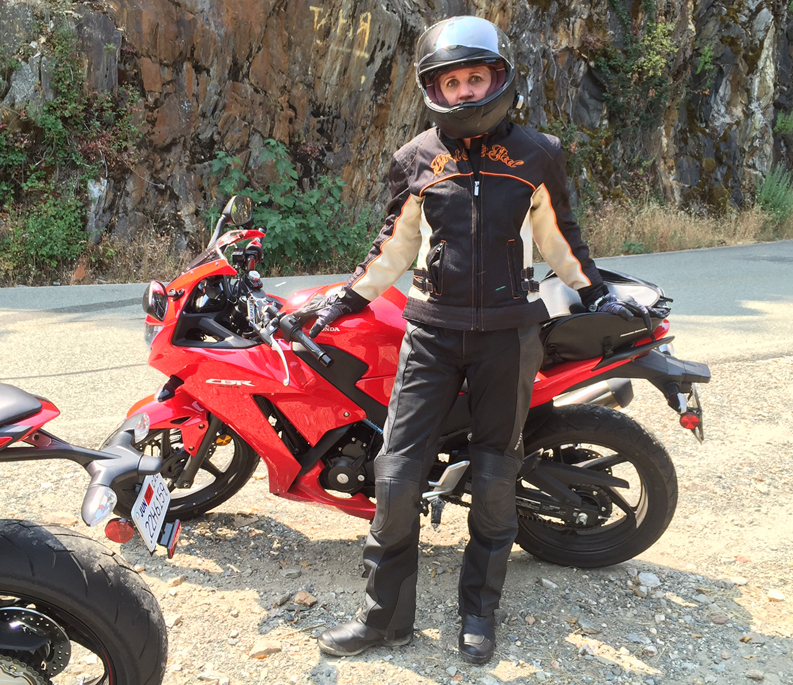 returning to motorcycling on a honda cbr300 sportbike jean