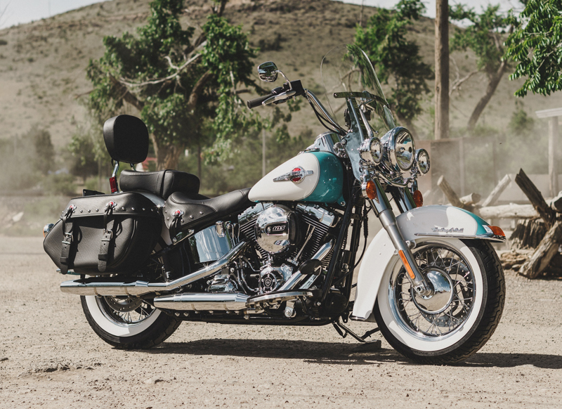 thumbnail image 2 of WhiteLED Indicator Lights For Harley Davidson Road King FLHR & Heritage Softail Classic – Front & Rear 2 of 6