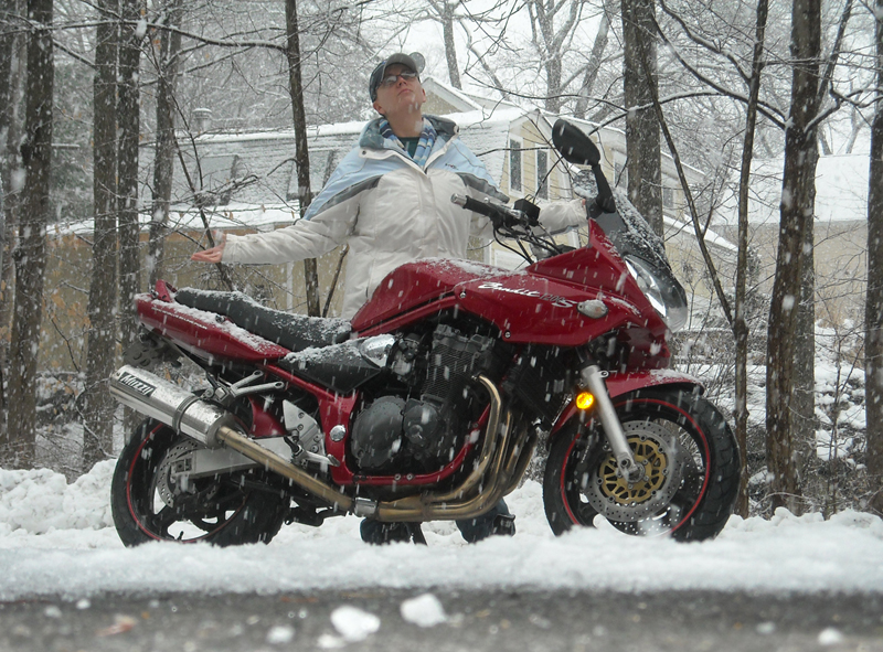 8 steps to prep your motorcycle for winter storage snowy bandit