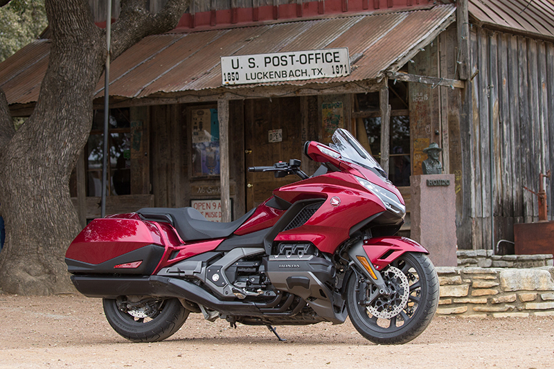 what we love about the new 2018 honda gold wing touring motorcycle base model