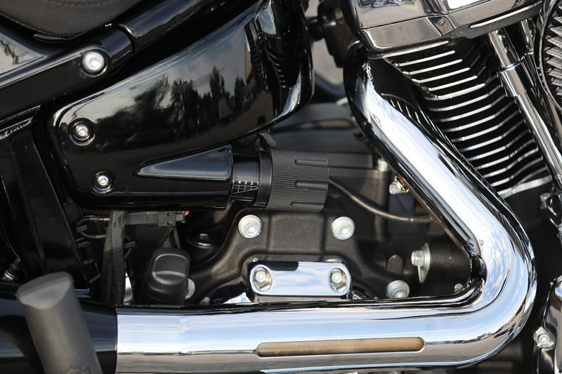 review 2018 harley-davidson softails suspension knob