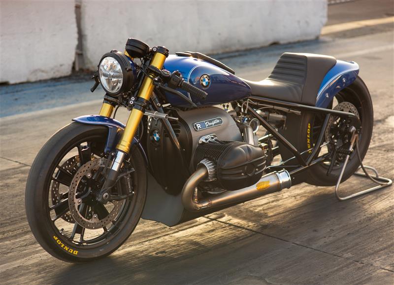 new motorcycle review 2021 BMW R 18 first edition roland sands dragster