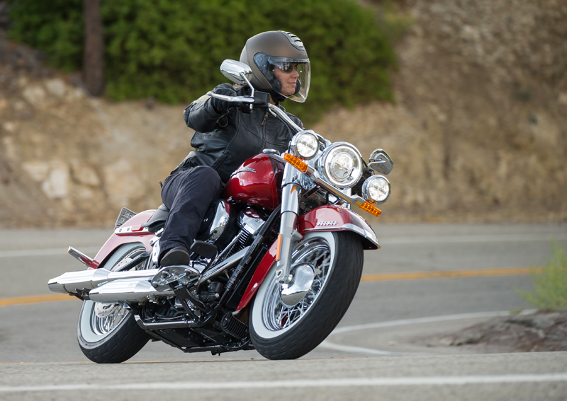 review 2018 harley-davidson softails deluxe floorboards