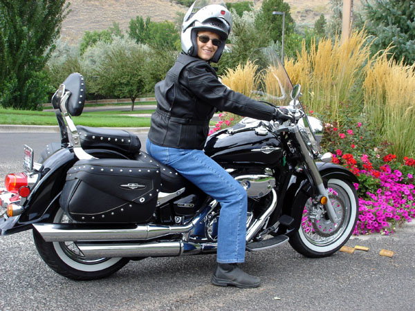 MOTORCYCLE REVIEW 2007 Suzuki Boulevard C50T Women Riders Now