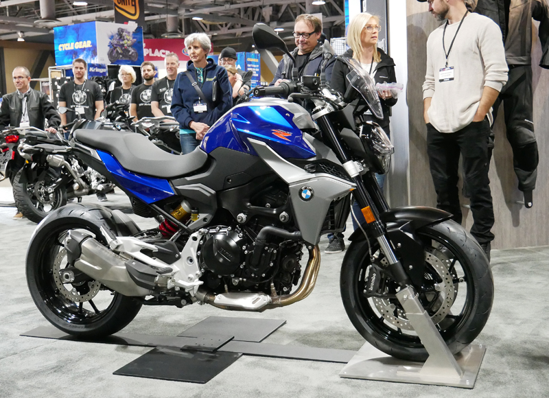 Progressive International Motorcycle Show Long Beach BMW F 900 R