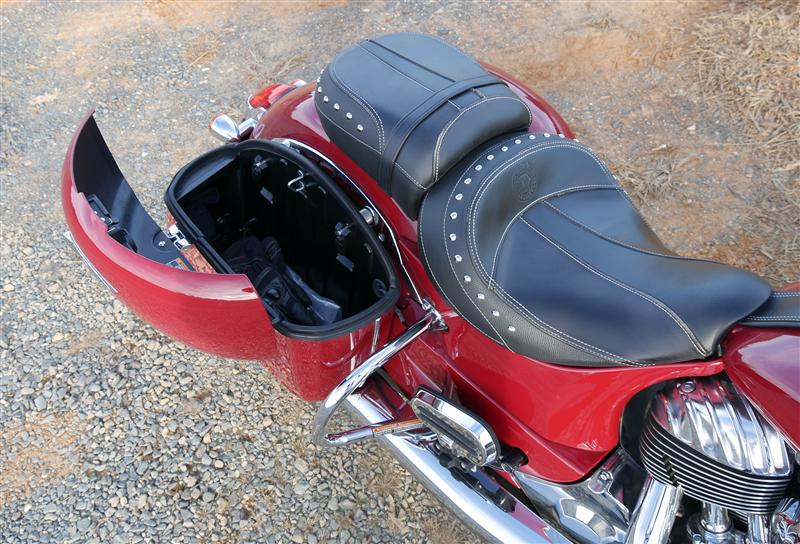 review 2016 2017 indian motorcycle springfield wide open saddlebag lid