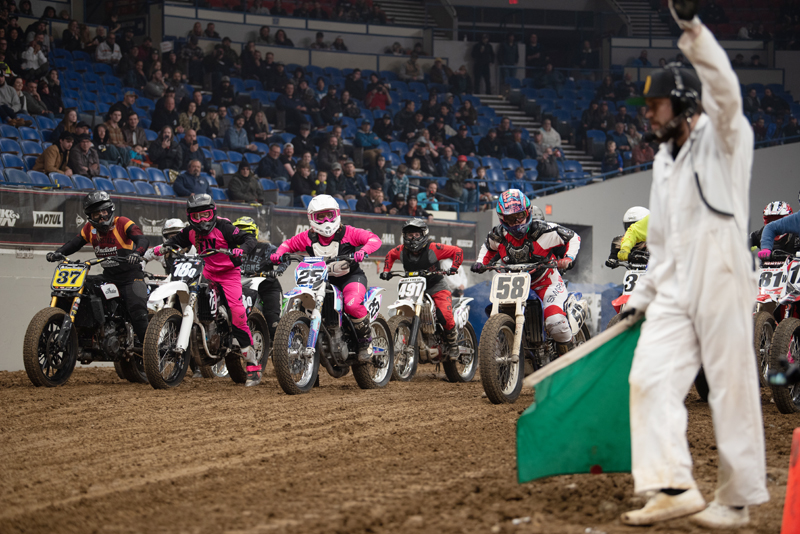 one moto show flat track race