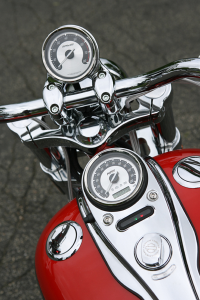 MOTORCYCLE REVIEW: Harley-Davidson CVO Dyna Ultra Classic Electra