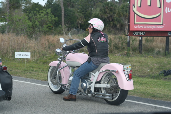 Motorcycle lane positioning