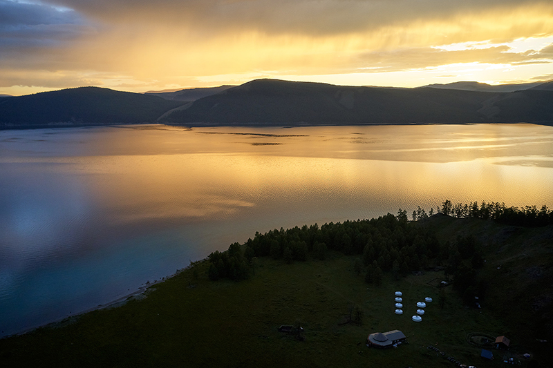 delivering Yamaha dual sport bikes to save the planet mongolia lake khovsgol