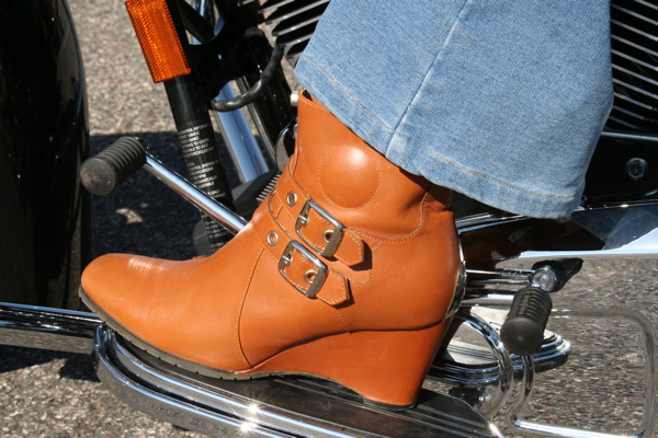 Icon motorcycle hot sale riding boots