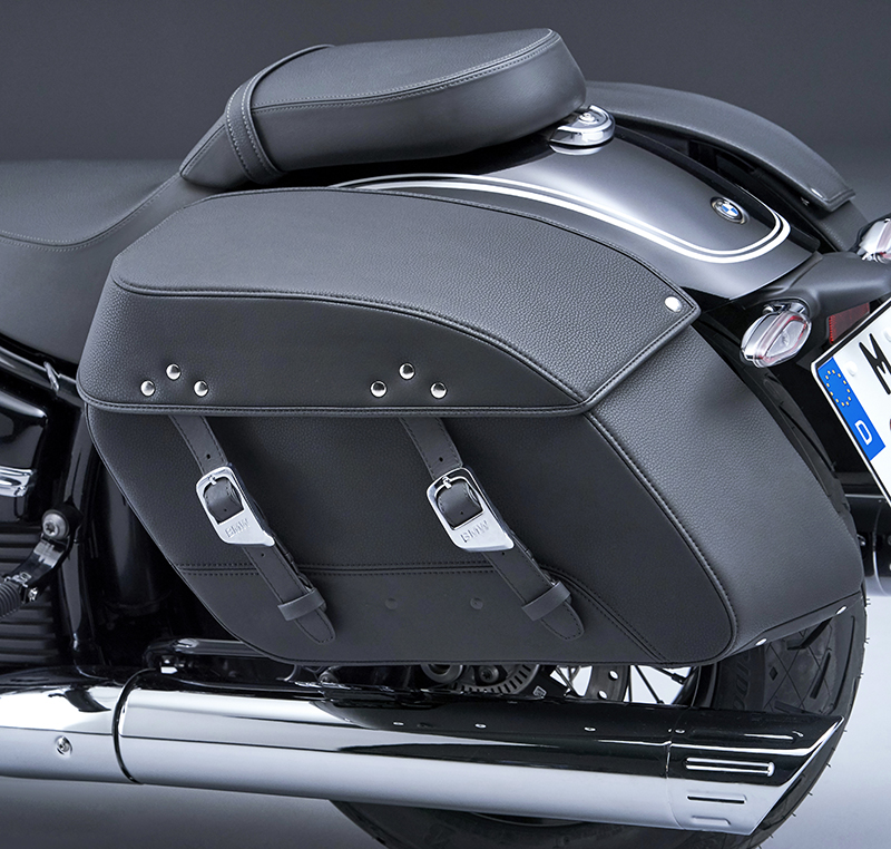 BMW touring model new R 18 classic cruiser saddlebags