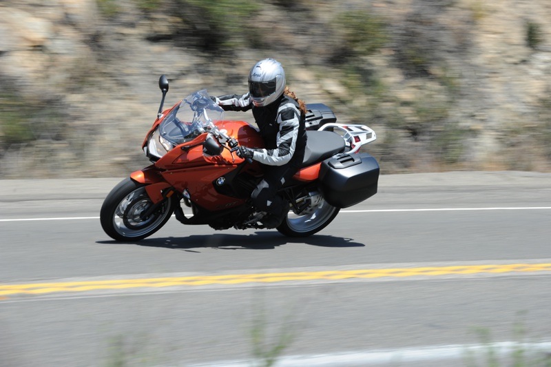 BMW F 800 GT Review Body Position