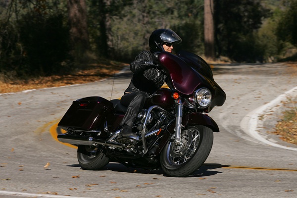 Customizing a Harley-Davidson Street Glide - Women Riders Now