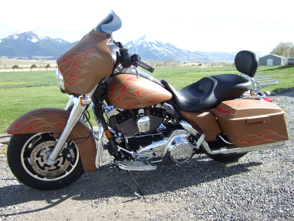 Customizing a Harley-Davidson Street Glide Paint Job