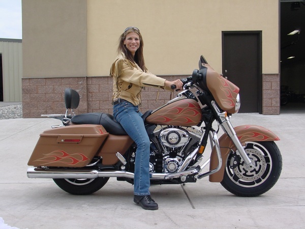 Customizing a Harley-Davidson Street Glide Stock Seat Height