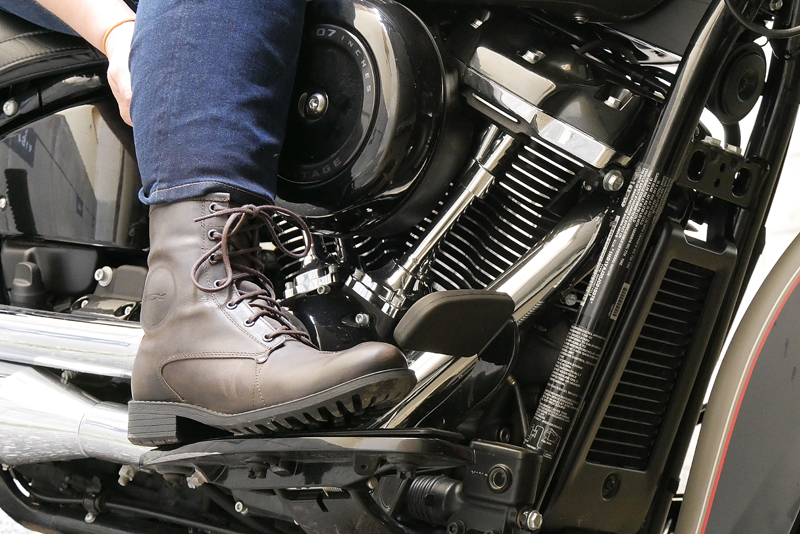 gear review tcx womens cafe race vintage motorcycle boots laces