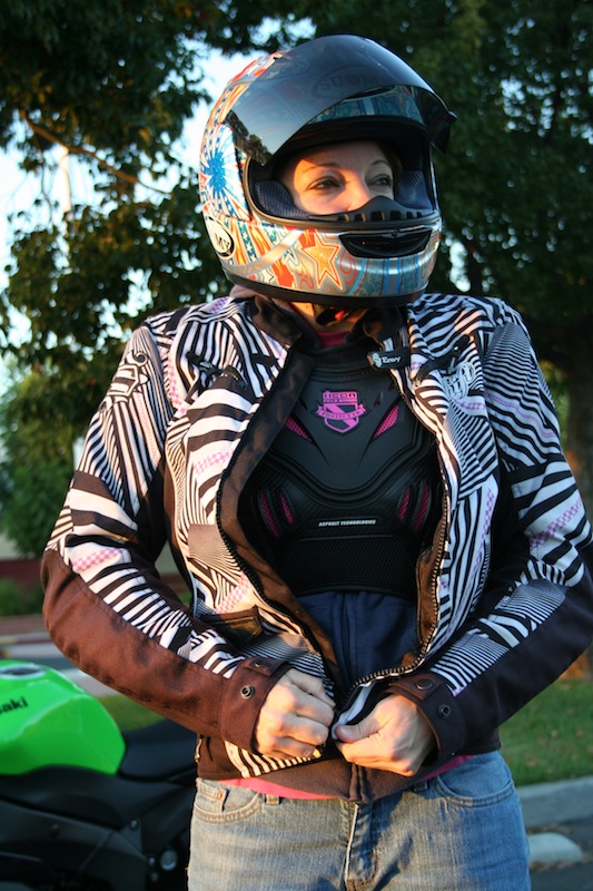 PRODUCT REVIEW: Icon Stryker Vest - Women Now