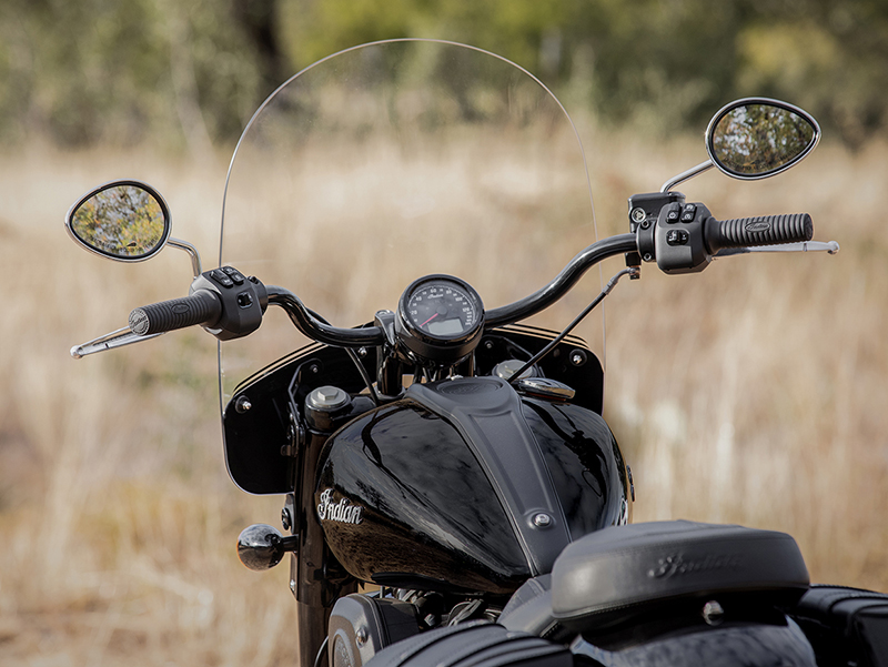 new motorcycle review 2022 indian motorcycle chief cockpit