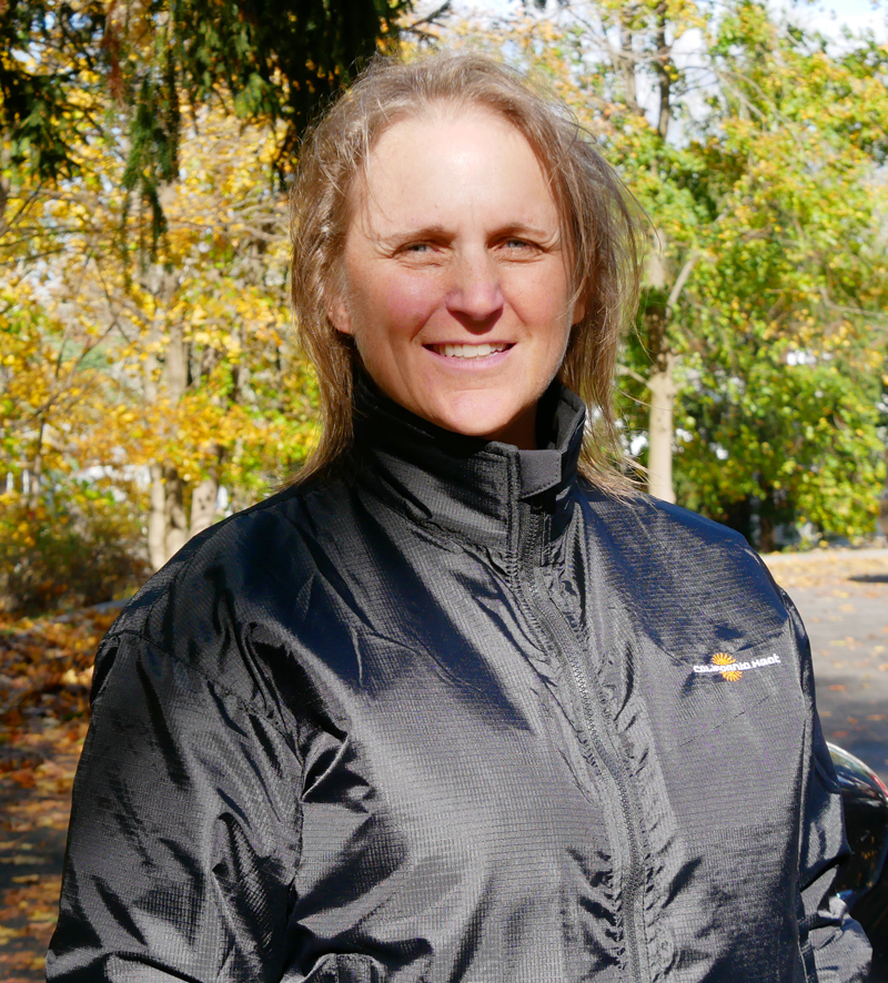 Review: California Heat Women’s Electric Gear Jacket Collar