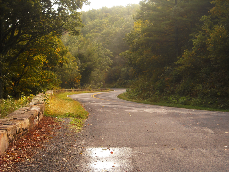 4 bucket list motorcycle rides in the east blue ridge parkway road