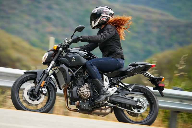 motorcycle review 2016 yamaha fz-07 woman rider