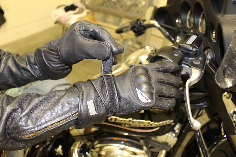 Waterproof Cool Weather Riding Gloves velcro 