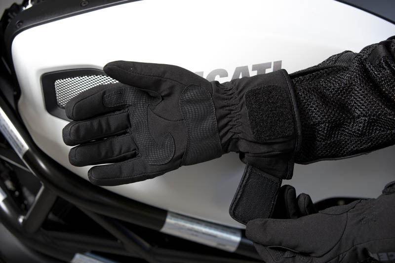 Cool Weather Motorcycle Gloves Wrist Closure