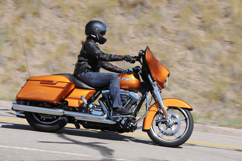 top 10 motorcycles women ride harley davidson street glide 