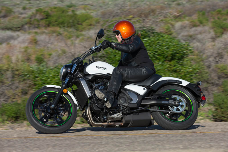 Kawaski vulcan S review cornering