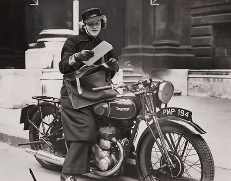 Pioneers The Female Dispatch Riders of World War II motorcycle message