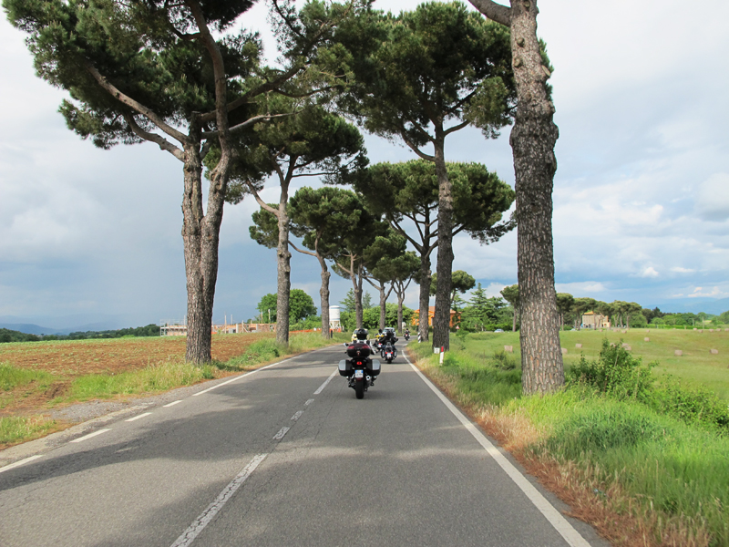 why you should ride a motorcycle in italy once in your life narrow road