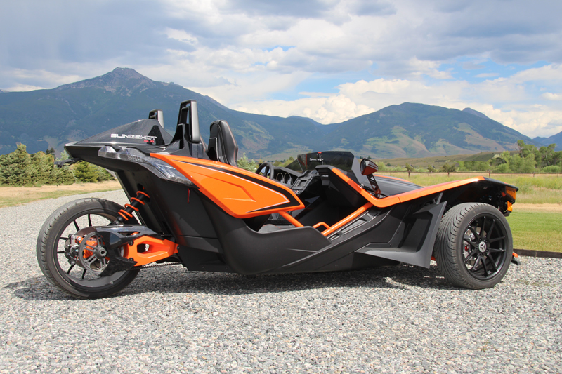 review polaris slingshot everyday rides SLR model