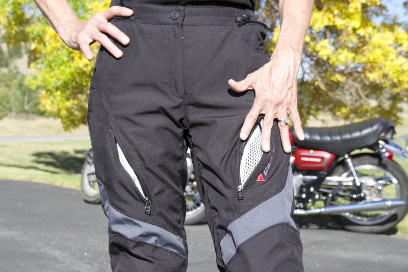 review dainese d-dry tempest jacket and pants vents