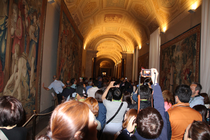 why you should ride a motorcycle in italy once in your life vatican museum