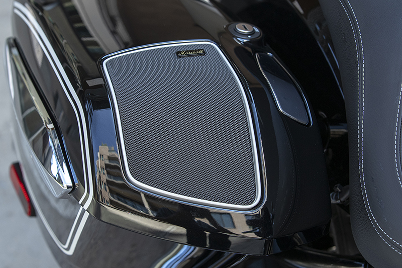 Marshall Gold speakers (offered as part of the R 18 B's $2,800 Premium Package) are integrated into the saddlebag lid and sacrifice only 0.5 liters of space.