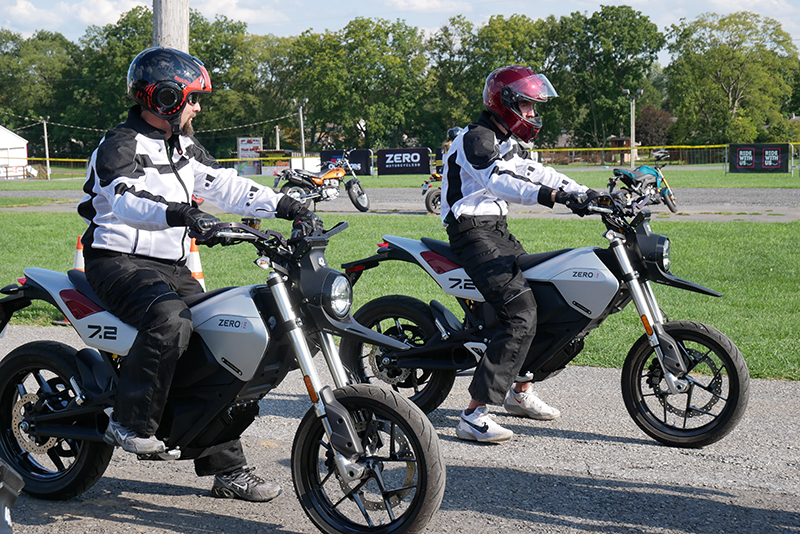 Discover the Ride utilized electric motorcycles from Zero for its learn-to-ride sessions.