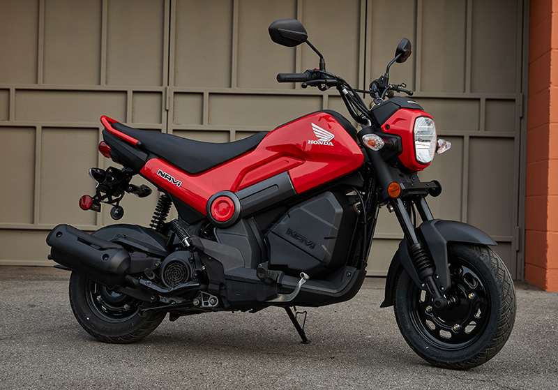 The basic gas-powered, carbureted Navi is an astoundingly low $1,807 MSRP. When compared with basically every other motorcycle, scooter, and even e-bike on the market, nothing comes close to the Navi in terms of price.