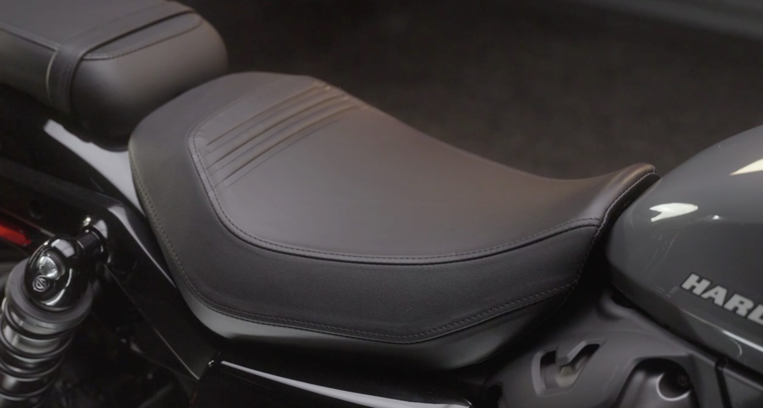 Sportster Nightster reach seat